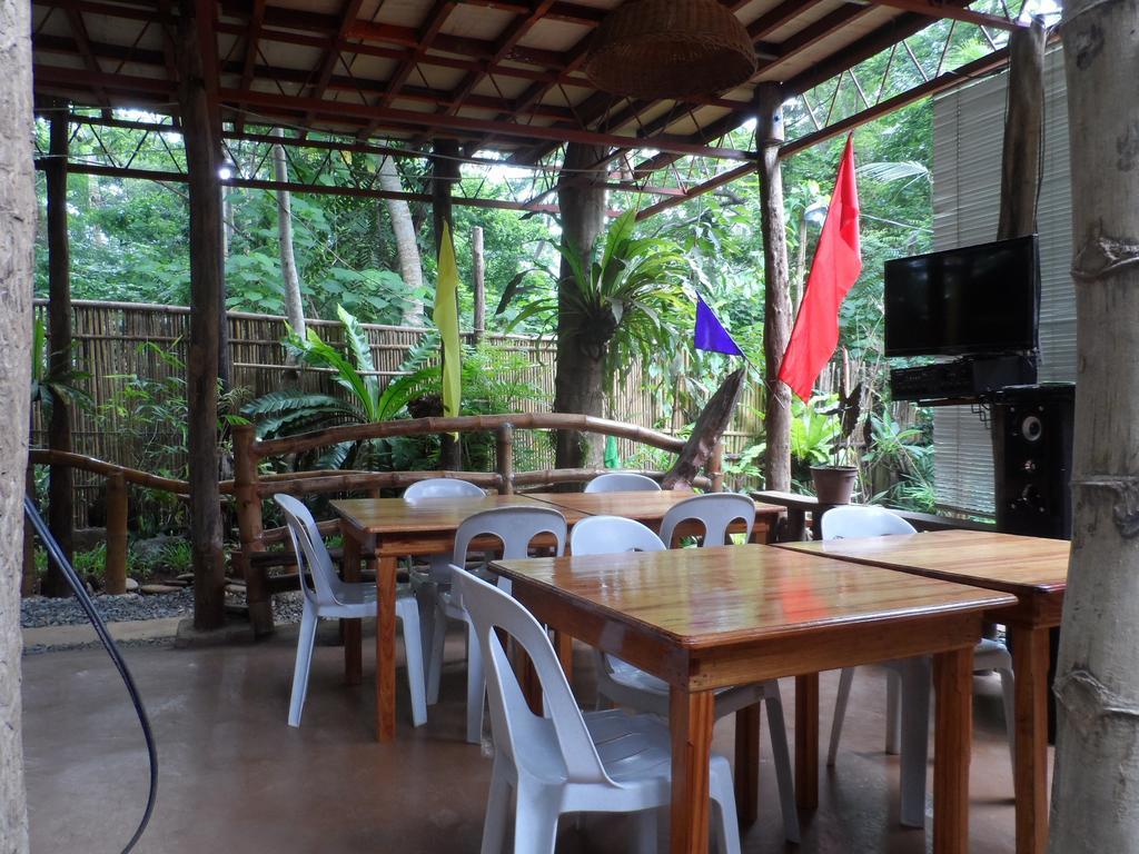 Victoria Guest House And Cottages Puerto Princesa Exterior photo